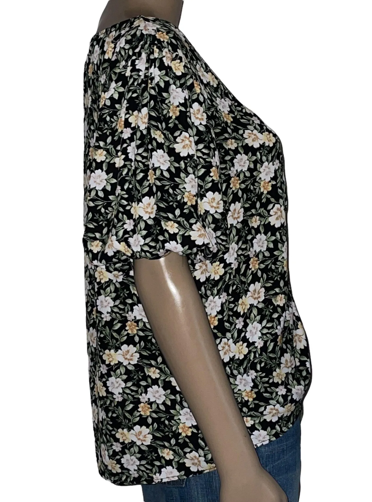 BCX Floral Ruched Front Blouse - Image 2