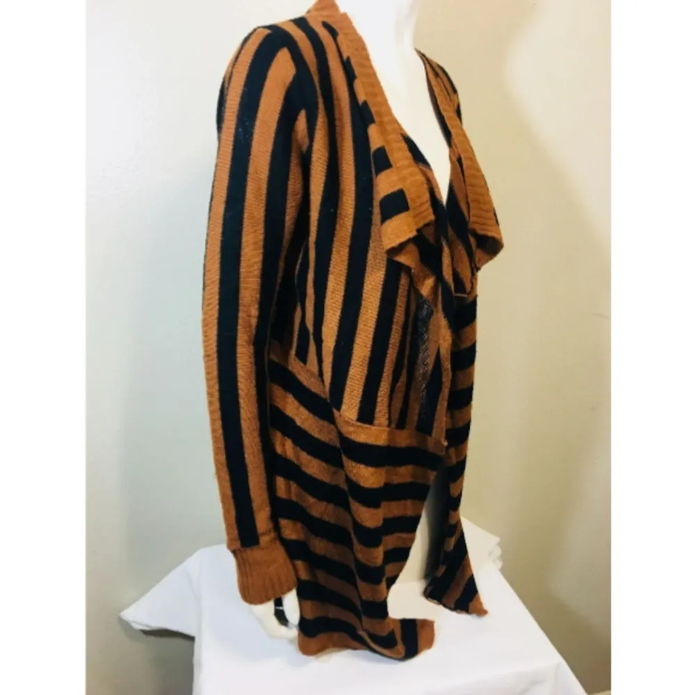 A+RO Large Sweater Brown Black 100% Acrylic - Image 8