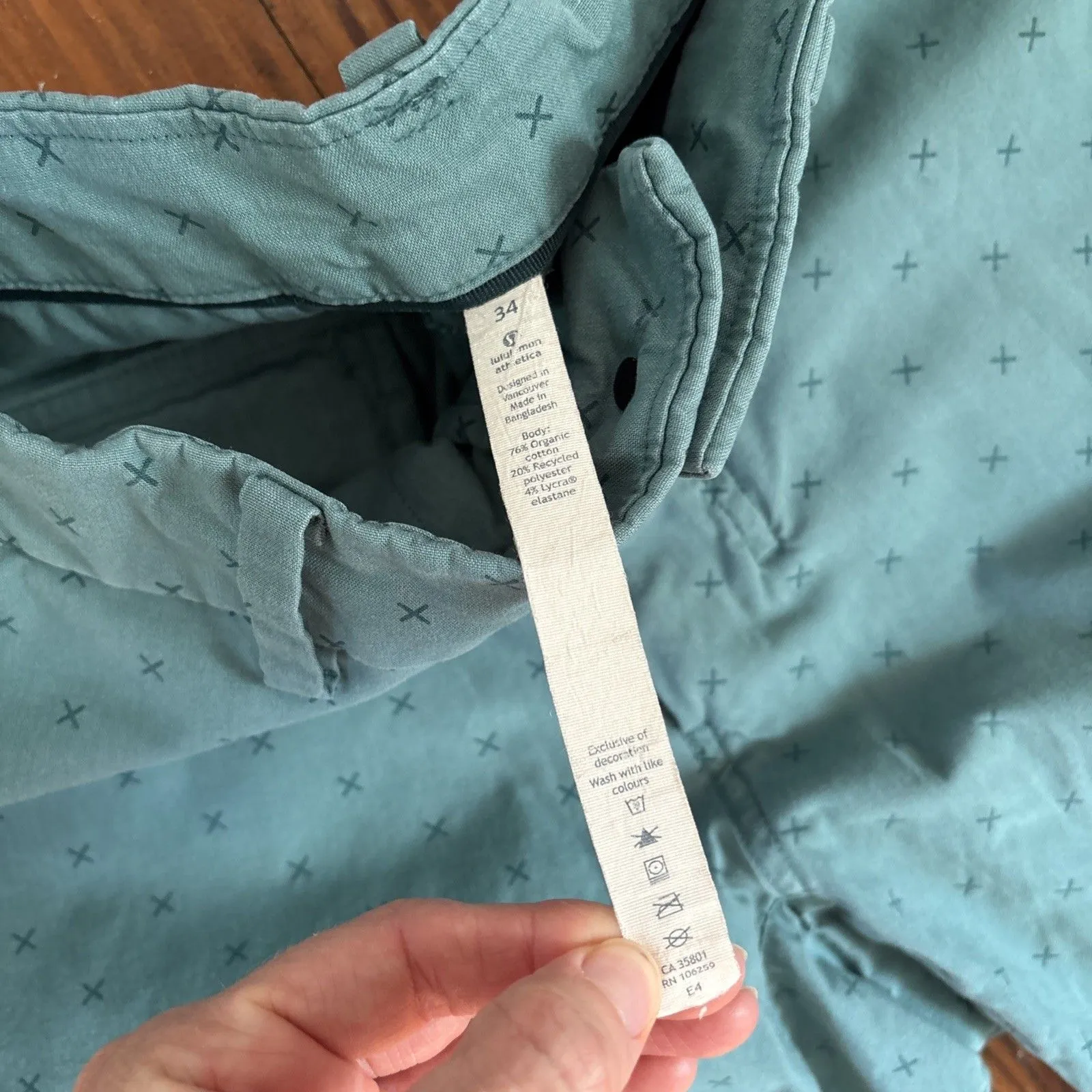 Lululemon Mens 34 Teal Golf Shorts Chino Casual Bermuda Flat Zipper Pocket Green Size 2 - Image 2