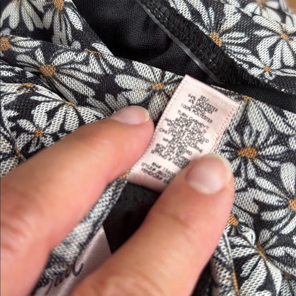 Daisy print blouse - Image 9