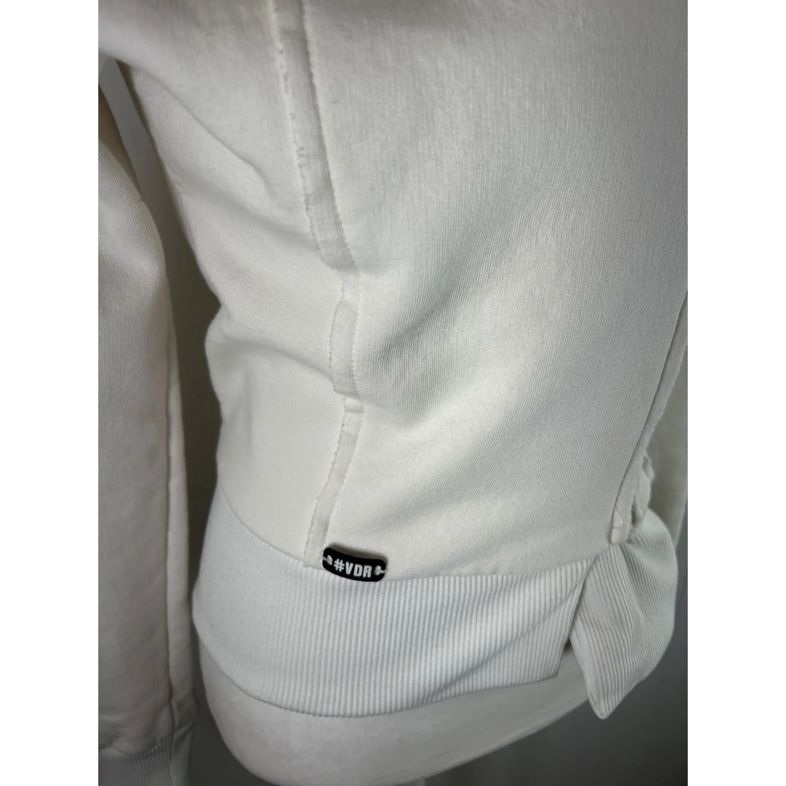 VDR ViaDelleRose cream colored zip up hooded sweatshirt. #4291 Size Medium - Image 3