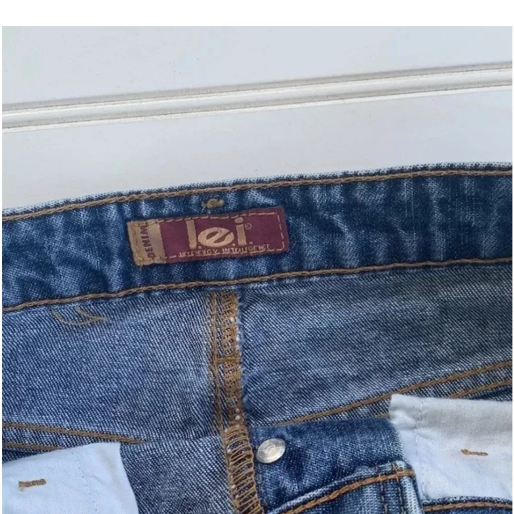 Lei Blue denim jean Skirt size 3 - Image 3