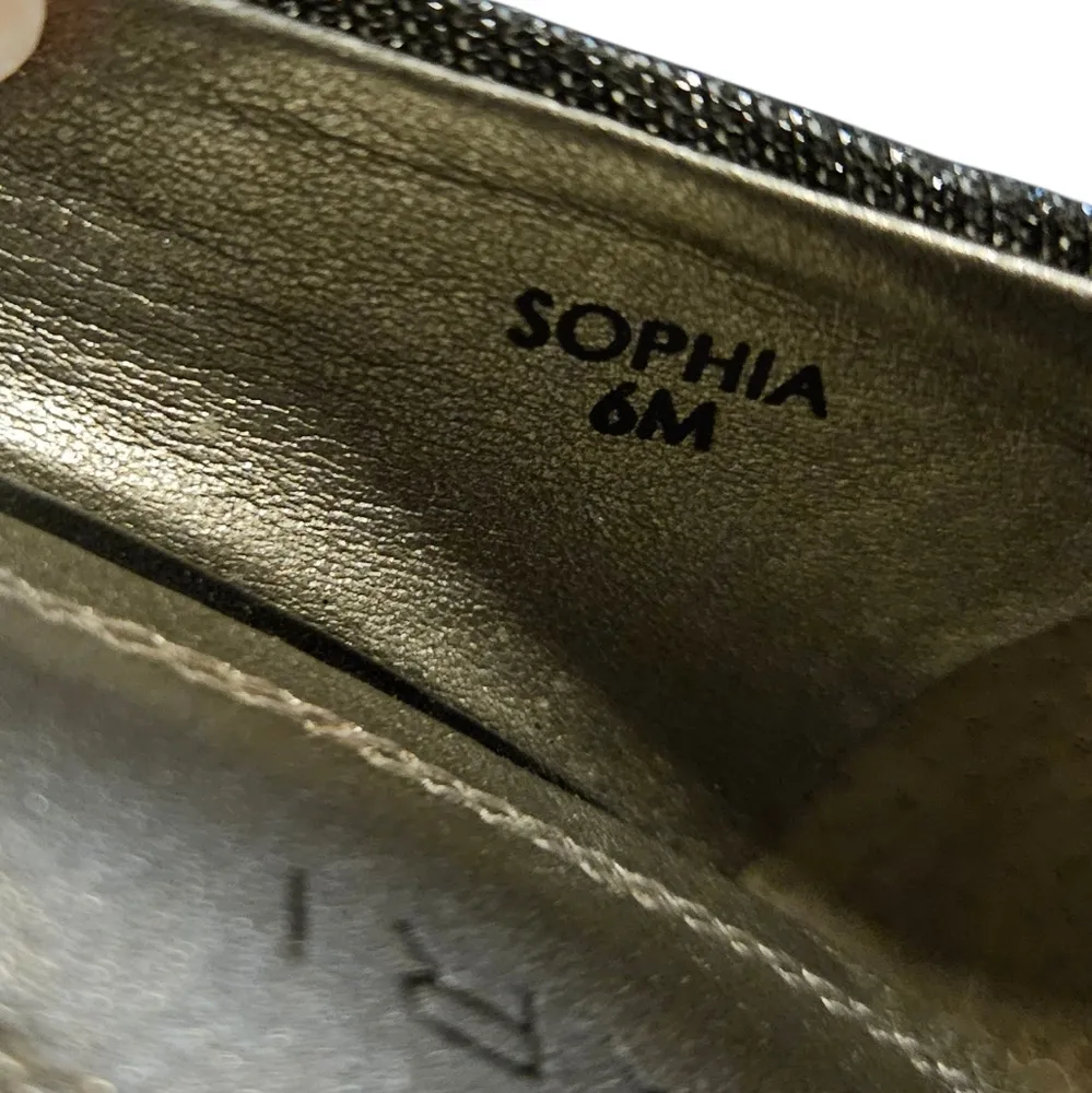 Tahari Sophia Platform Pumps Ladies Silver Sparkle Size 6 Date Night New - Image 5