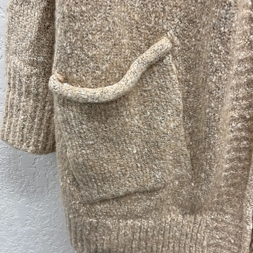 Carabella Slouchy Two Pocket Cardigan XS - Image 2