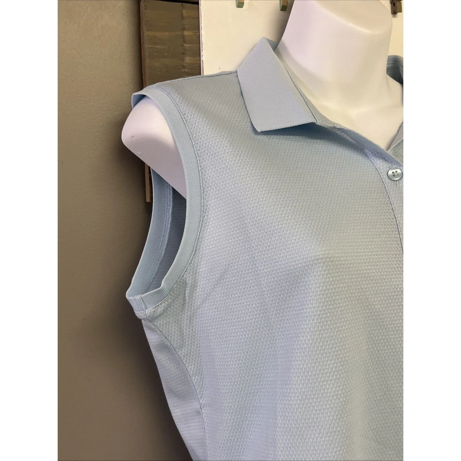 Lilihammer Women’s Baby Blue Sleeveless Lightweight Mesh Pullover Polo - Image 3