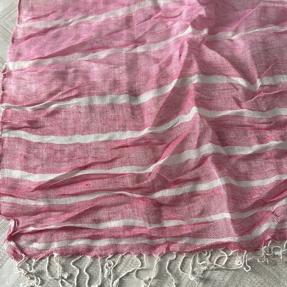 Land’s End Women’s Pink & White Striped Ombré Oblong Fringe Scarf - Image 4