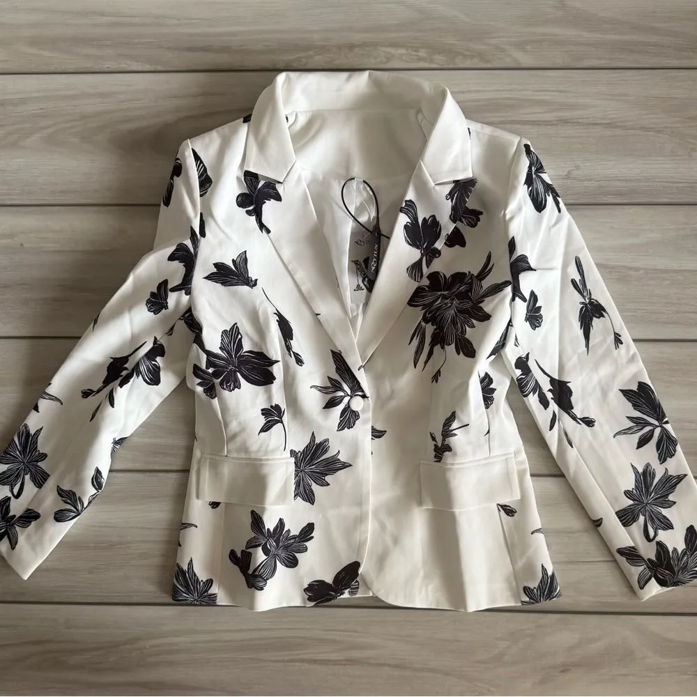 Mooyius Floral Printed Pantsuit Set White Large NWT - Image 5