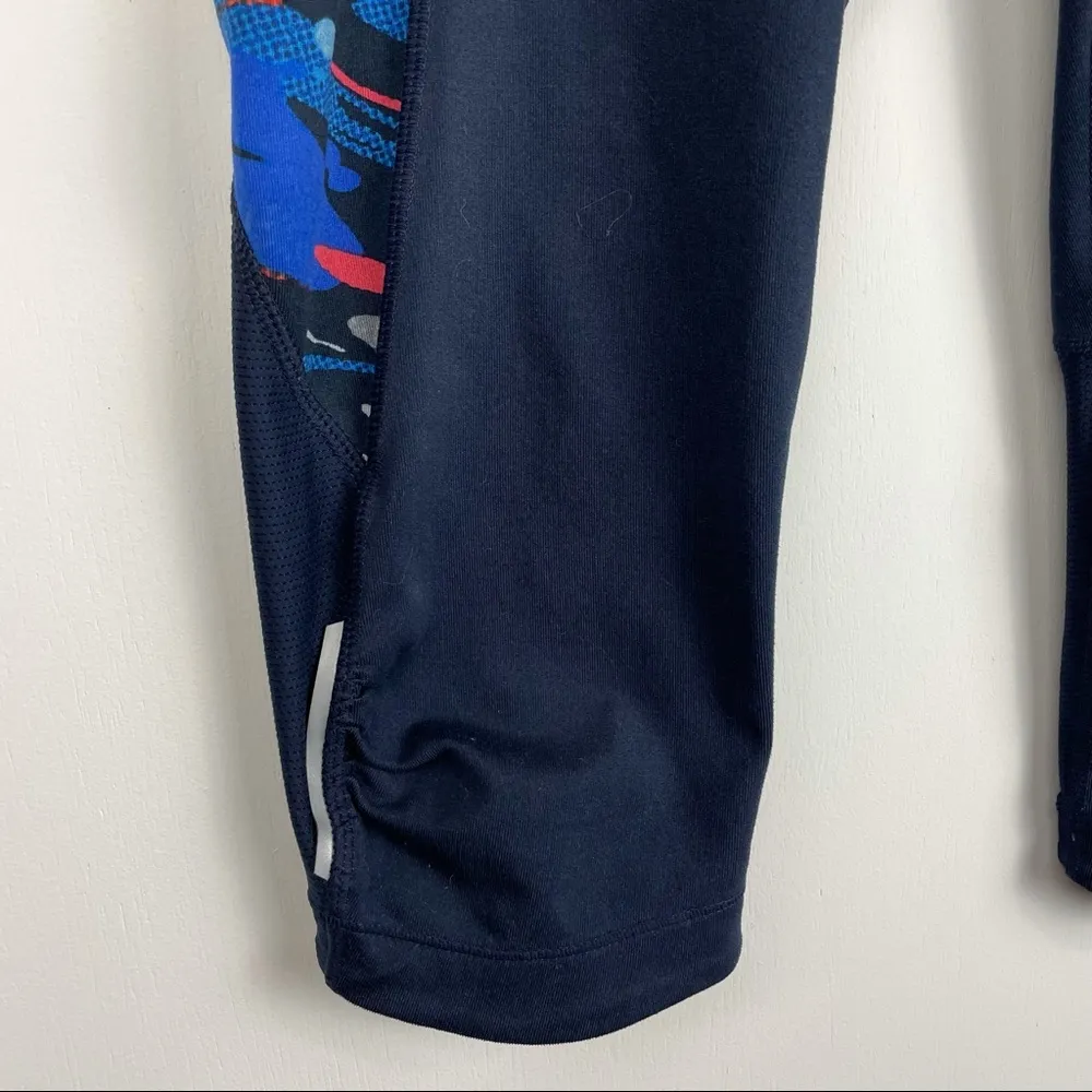 Athleta Be Free Capri Crop Pants Spliced Fire - Image 10