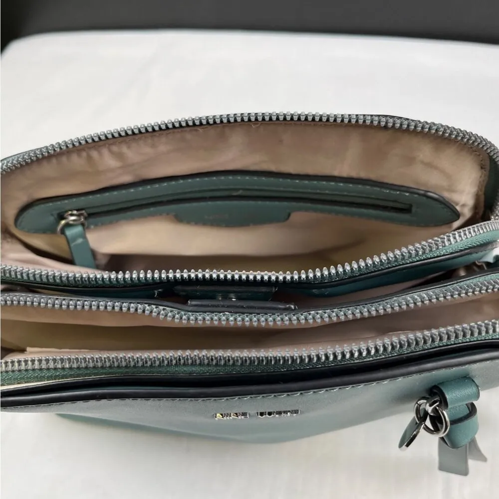 Nine West Women's Turquoise Purse/Crossbody SKU 4445 - Image 6