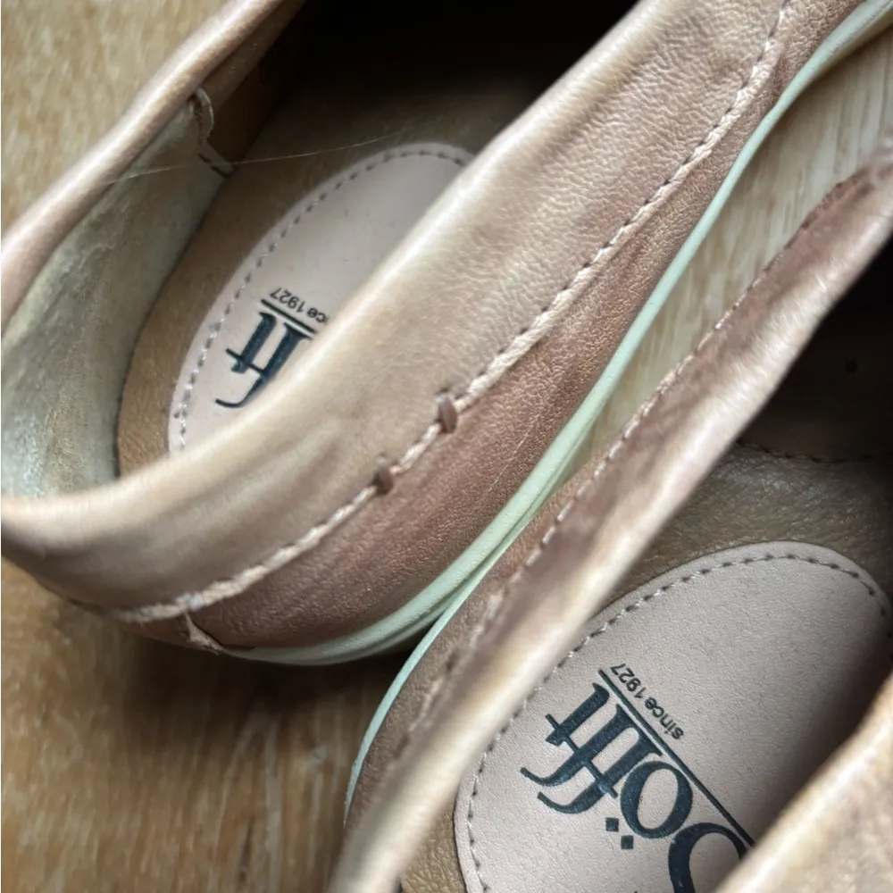 Sofft Soft leather upper and lining blush slip on sneakers size 8‎ Pink - Image 6