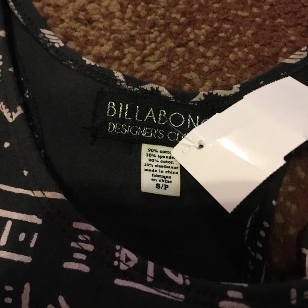 High neck Aztec patterned body con dress - Image 4