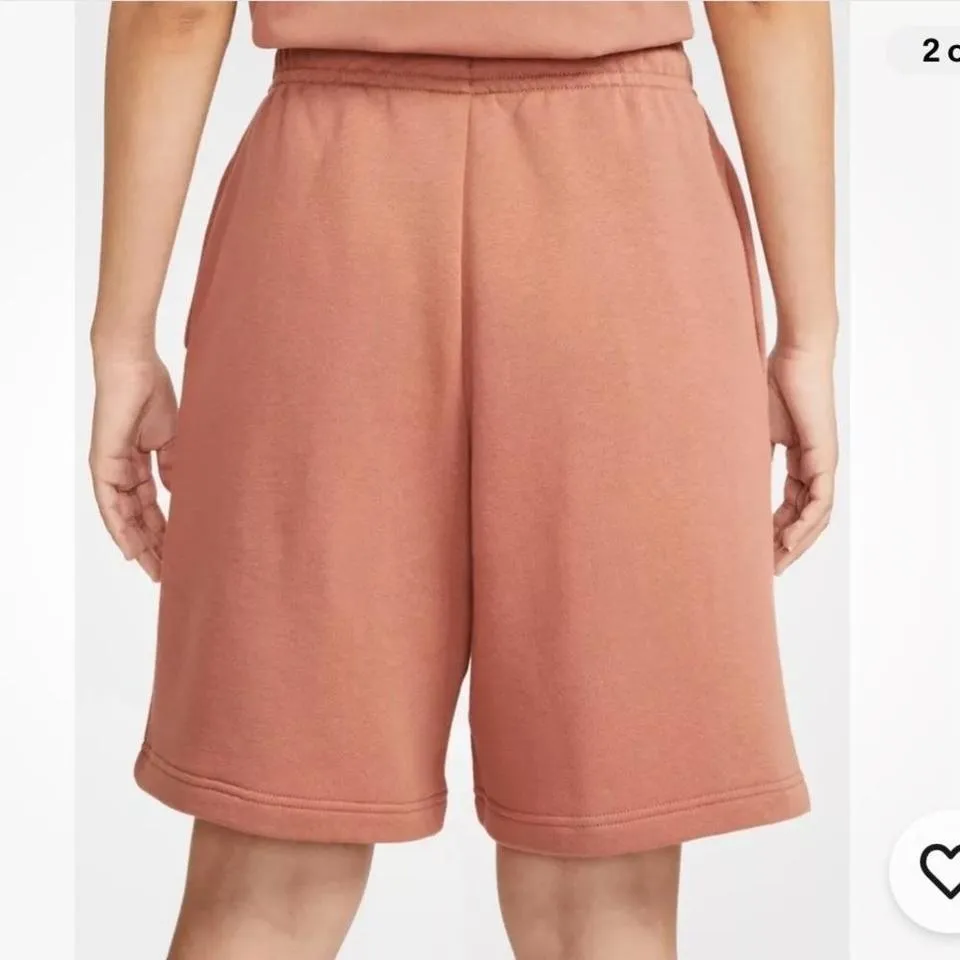 NIKE | Women's Sportswear Essential Collection Fleece High-Rise Shorts - Image 2