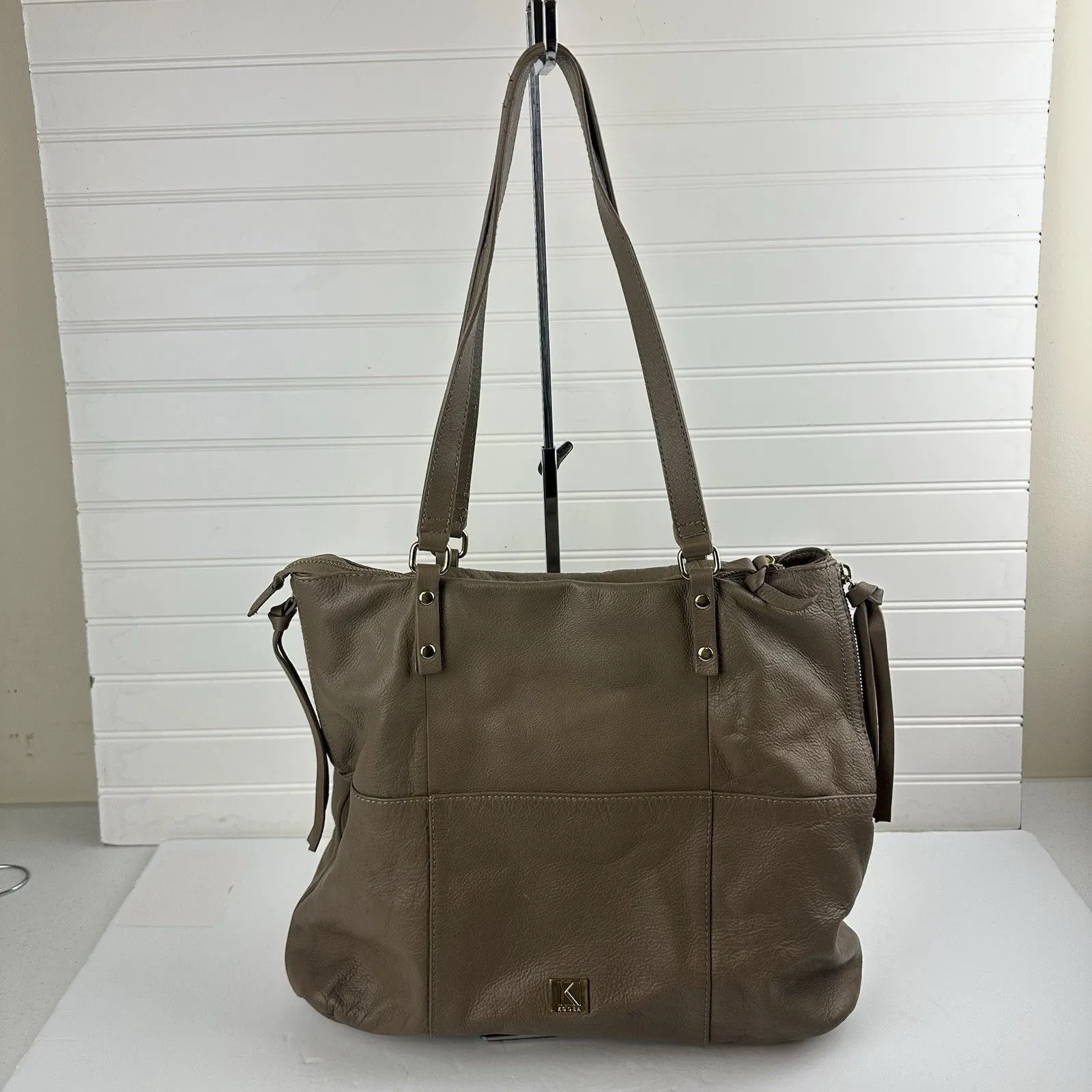 KOOBA Everette Slouchy Taupe Leather Large Expandable Tote Shoulder Bag Purse - Image 2