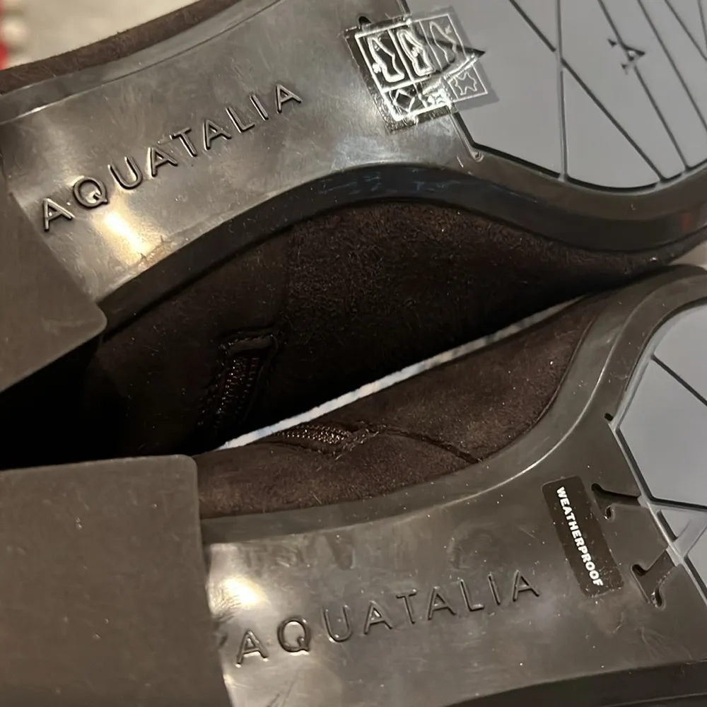 AQUATALIA Prisilla Brown Dress Suede Booties, Size 9 New in Box +DustBag - Image 5