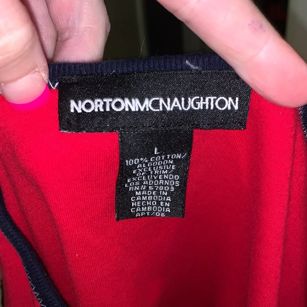 Norton Mcnaughton  red stars detailed buckle sleeves shirt - Image 5