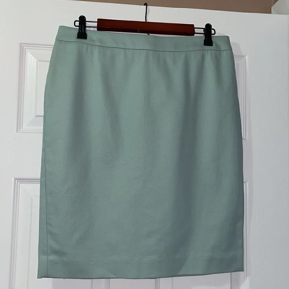 CAbi 360 New Pencil Skirt in Jordan Almond - Image 4
