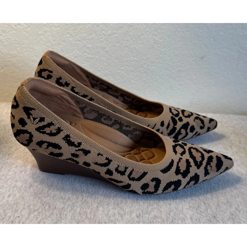 NWOT Vivaia Pointed-Toe Wedge (Aria Wedge Pro) in Dark Leopard Size 8 - Image 3