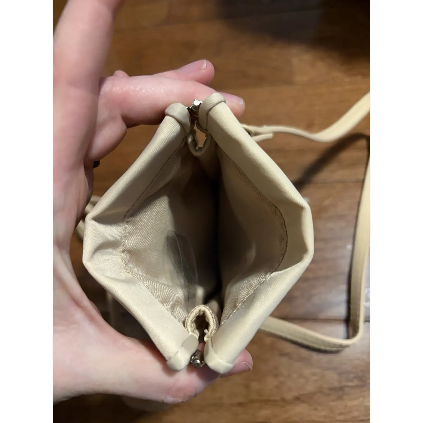 BEIS The ID Crossbody Bag in Beige Small - Image 7