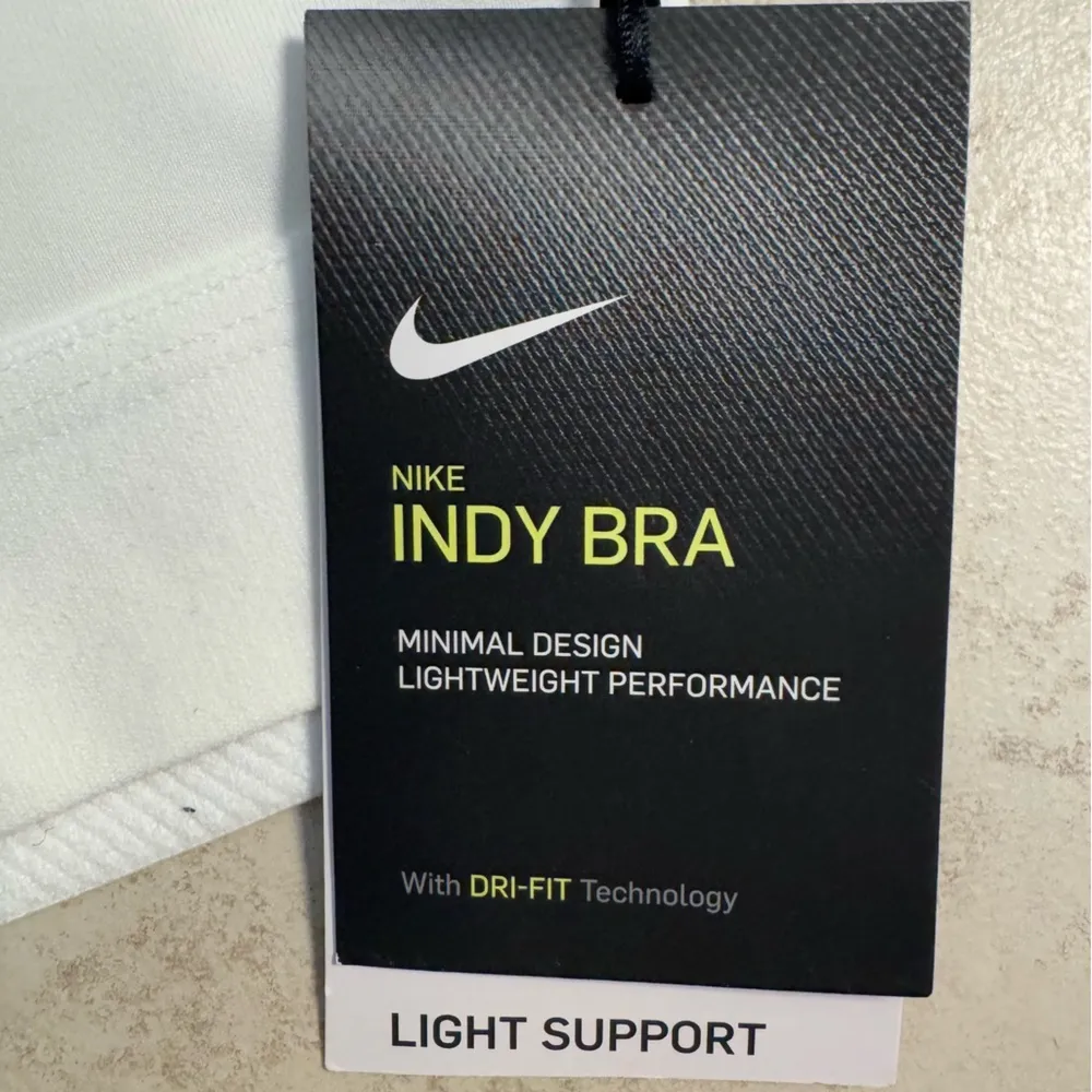 NWT  Women's Indy Open-Back Low-Impact Sports Bra White, M - Image 5