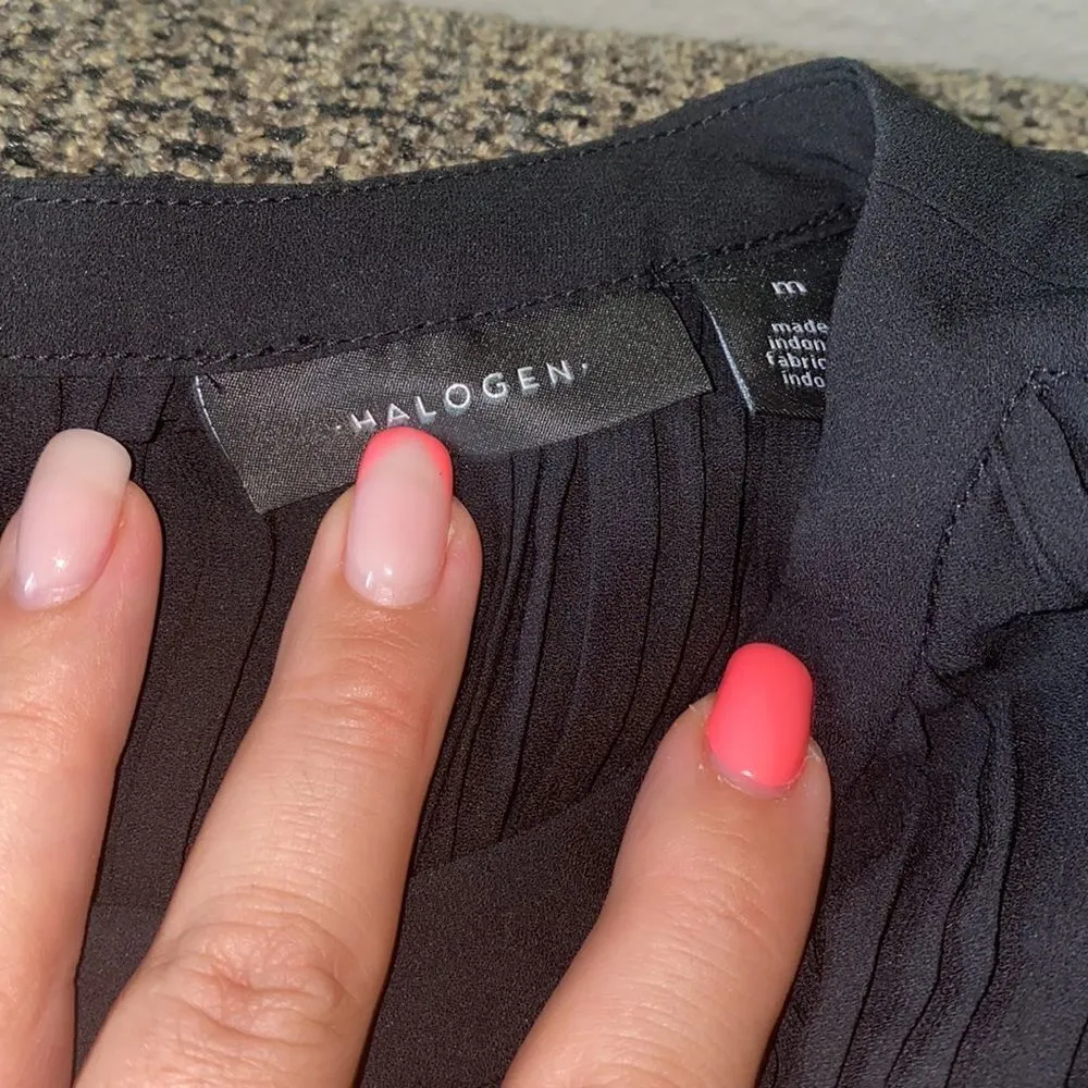 Halogen ✨HP✨ Mini Pleat Ruffle Sleeve Blouse ✨ - Image 3