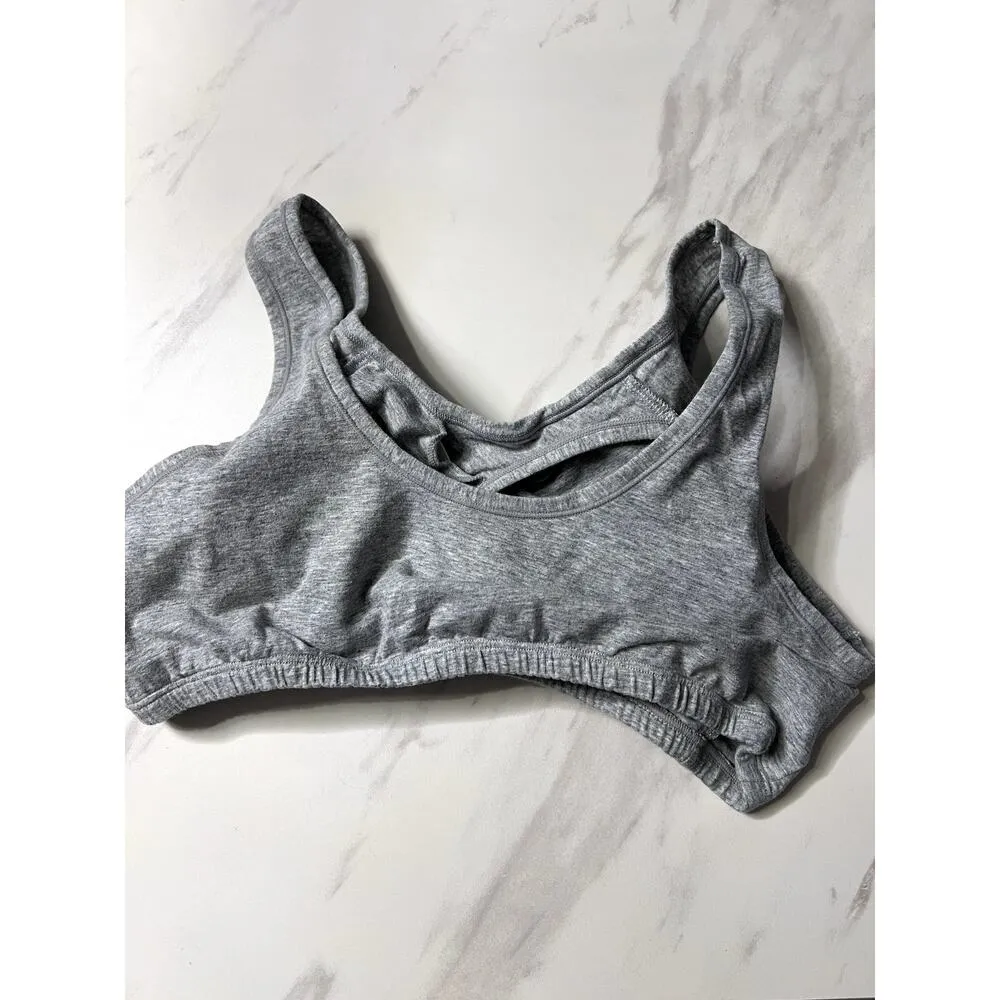 Grey Twist Front Sports Bra Women's Size Large/XLarge Padded Comfort Gray - Image 4