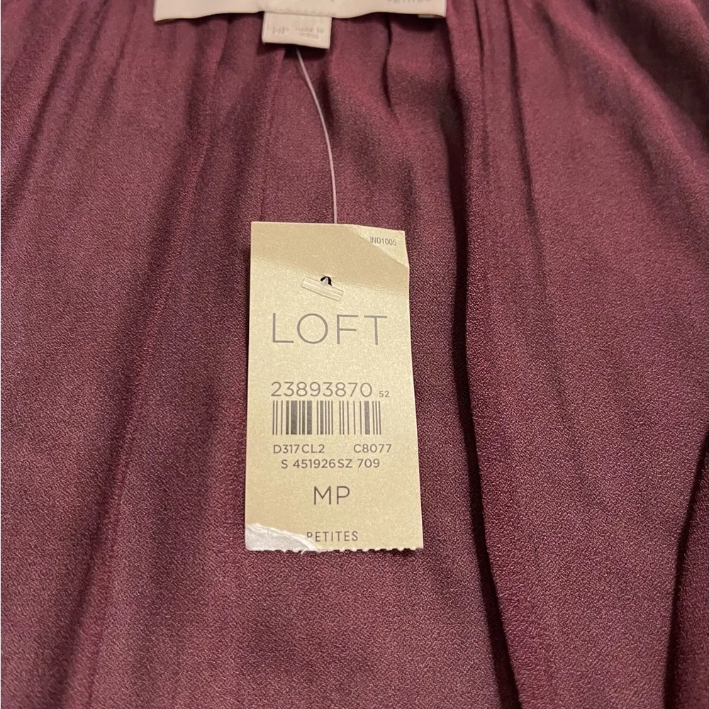 Loft wine color dress. Size MP - Image 8