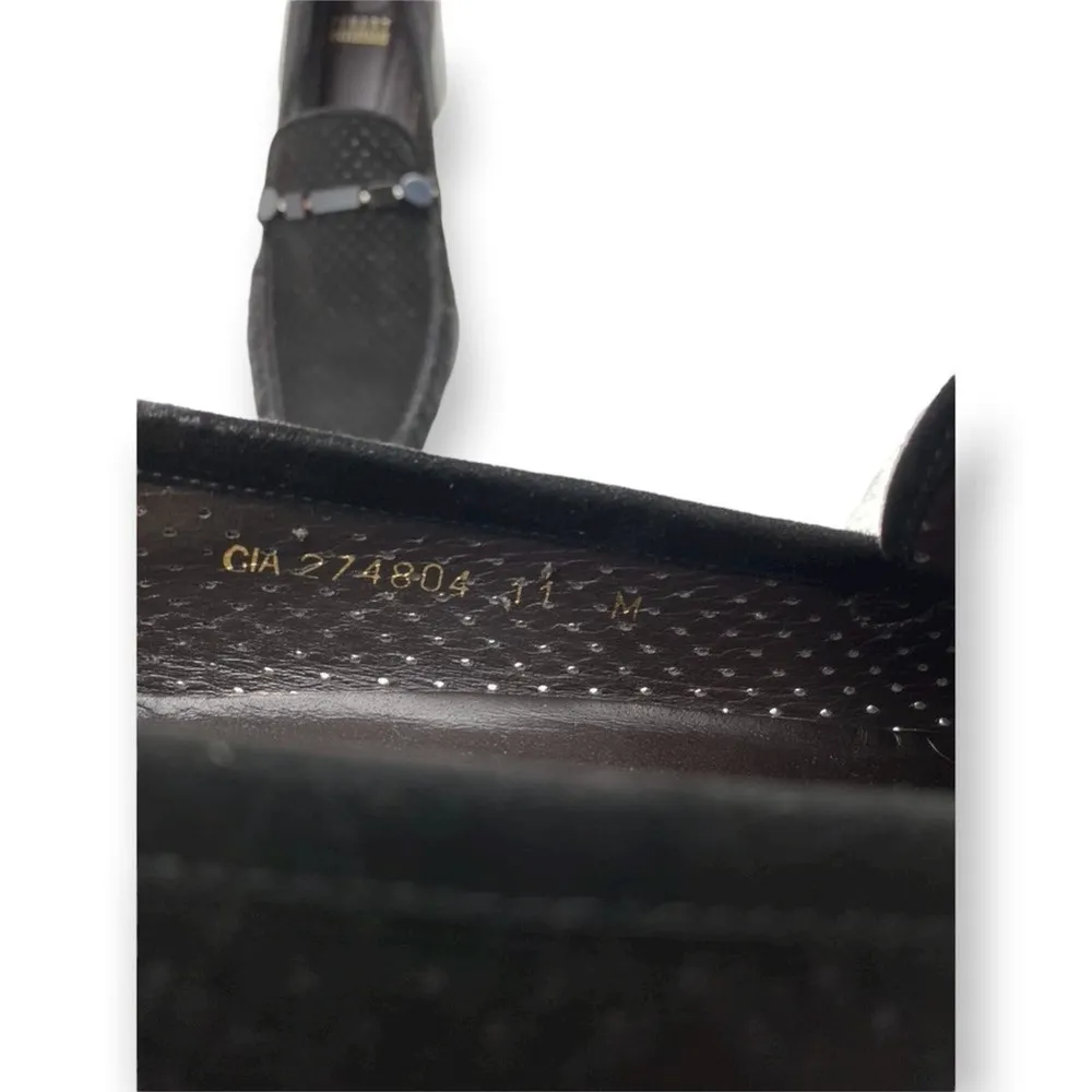 Stuart Weitzman Size 8 Black Perforated Suede Loafer Heeled With Beaded Detail - Image 7
