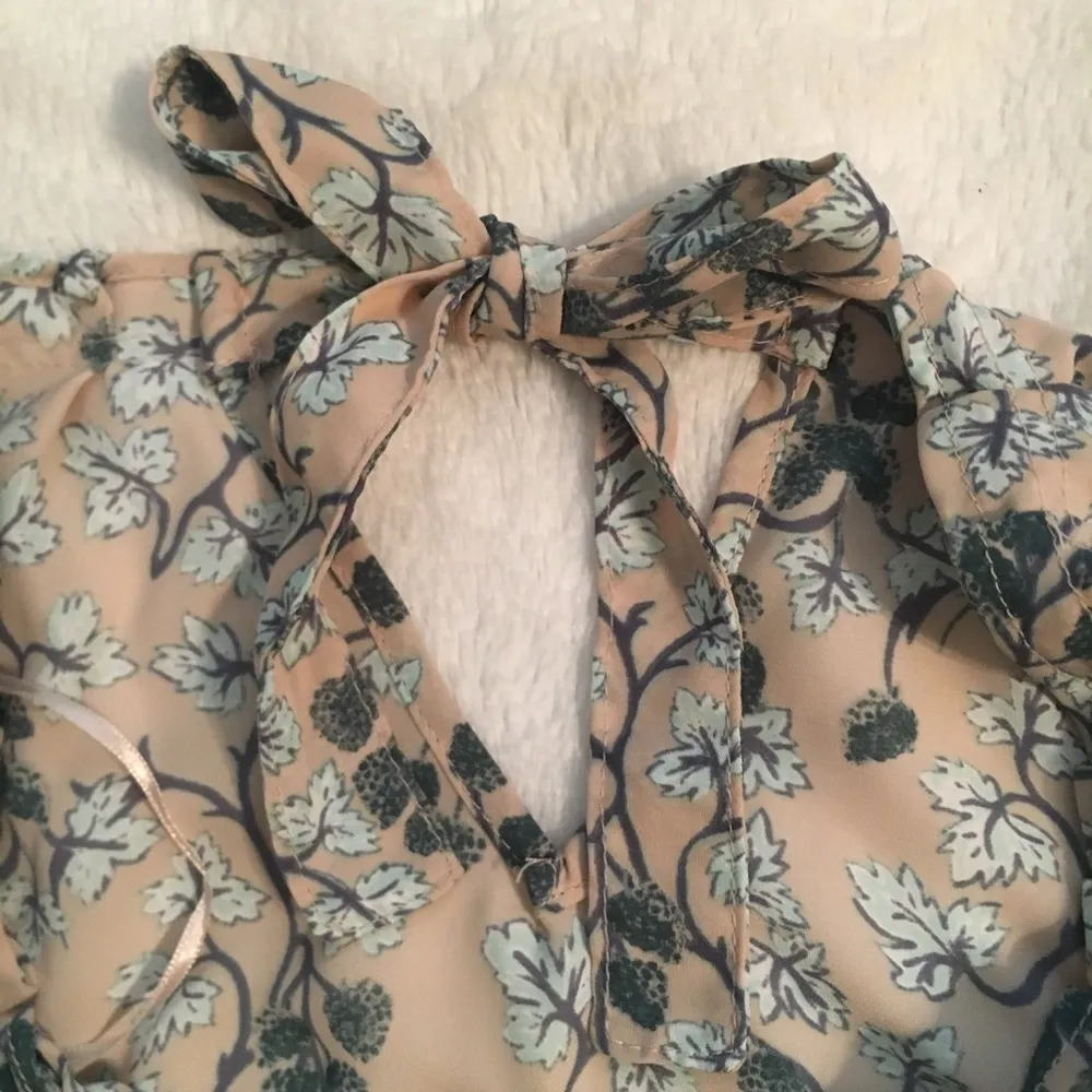 Lauren Conrad Top - Image 4