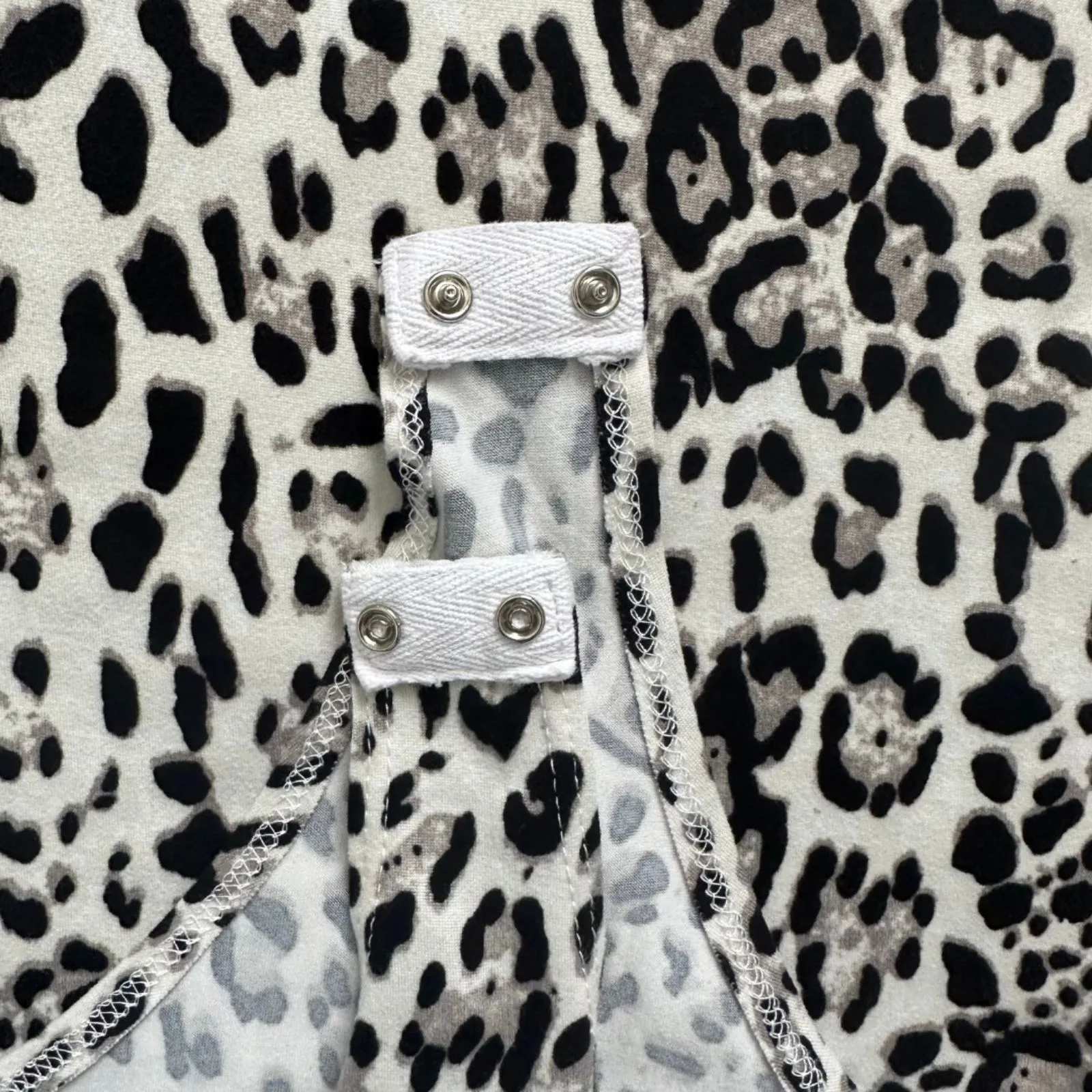 ee:some Animal Print Short Sleeve Bodysuit Large Black - Image 5