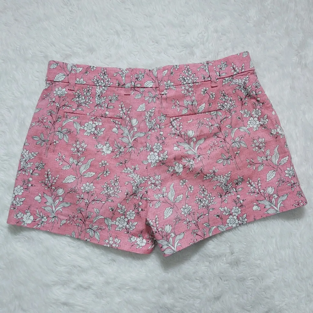 Gap khakis summer short
Size 0
Pink white black - Image 3