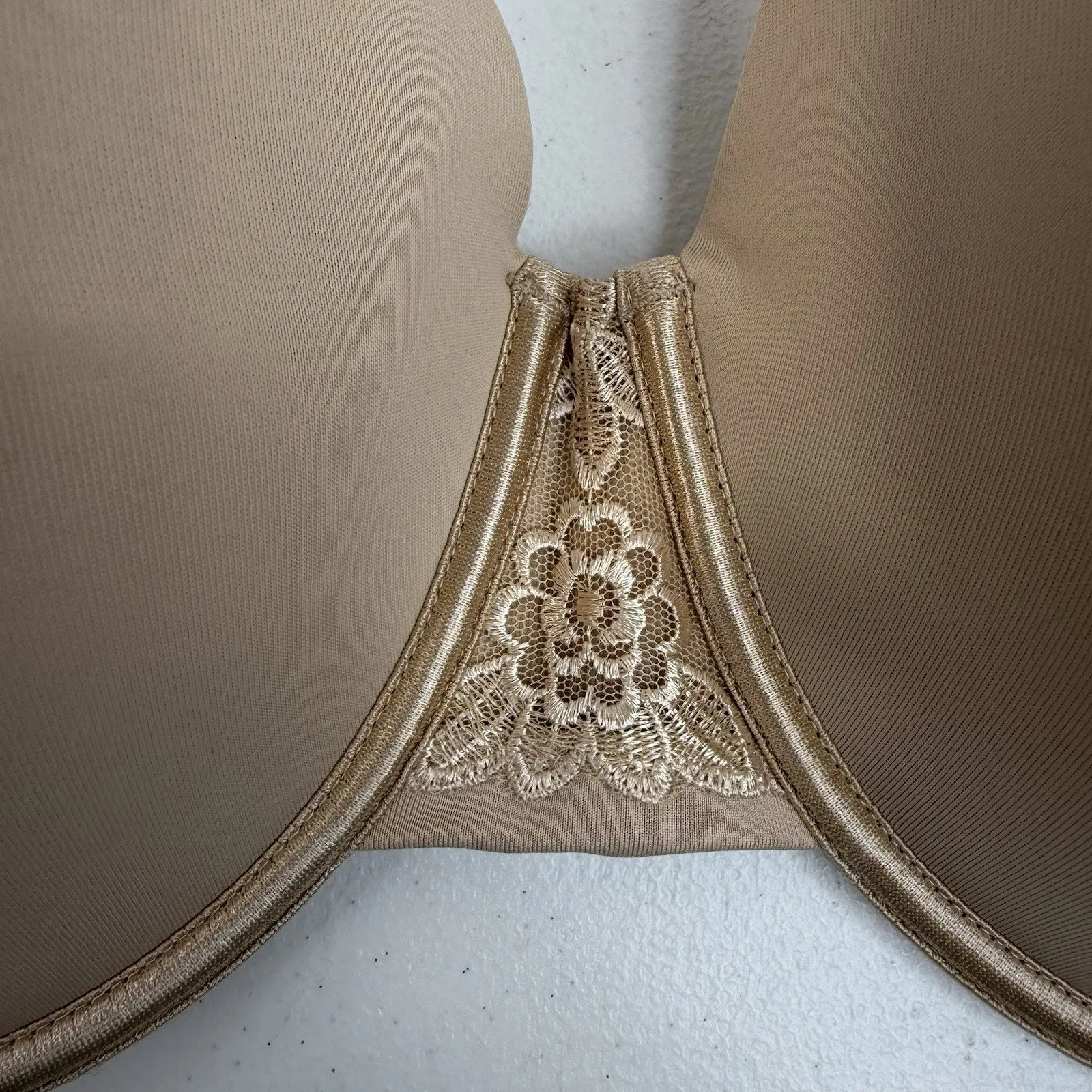 Vanity Fair 38DDD Bra Beauty Back Underwire Full Figure Coverage Contour 76380 - Image 4