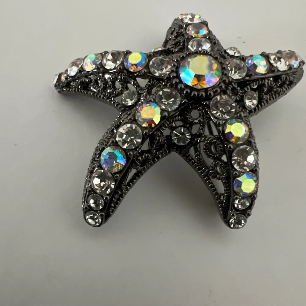Silver Tone Color Shift Rhinestone Covered Starfish Brooch 2 Inches Gray - Image 3