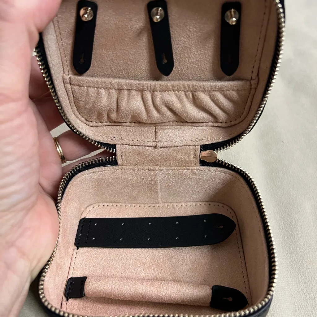 ♠️ Kate Spade New York Black & White Polka Dot Jewelry Case / Travel Box ♠️ - Image 7