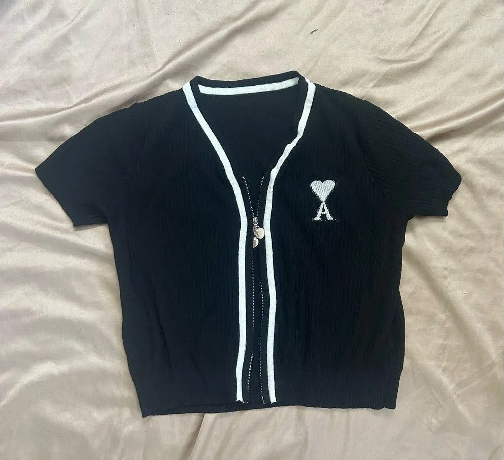 Short Sleeve Zip - Image 2