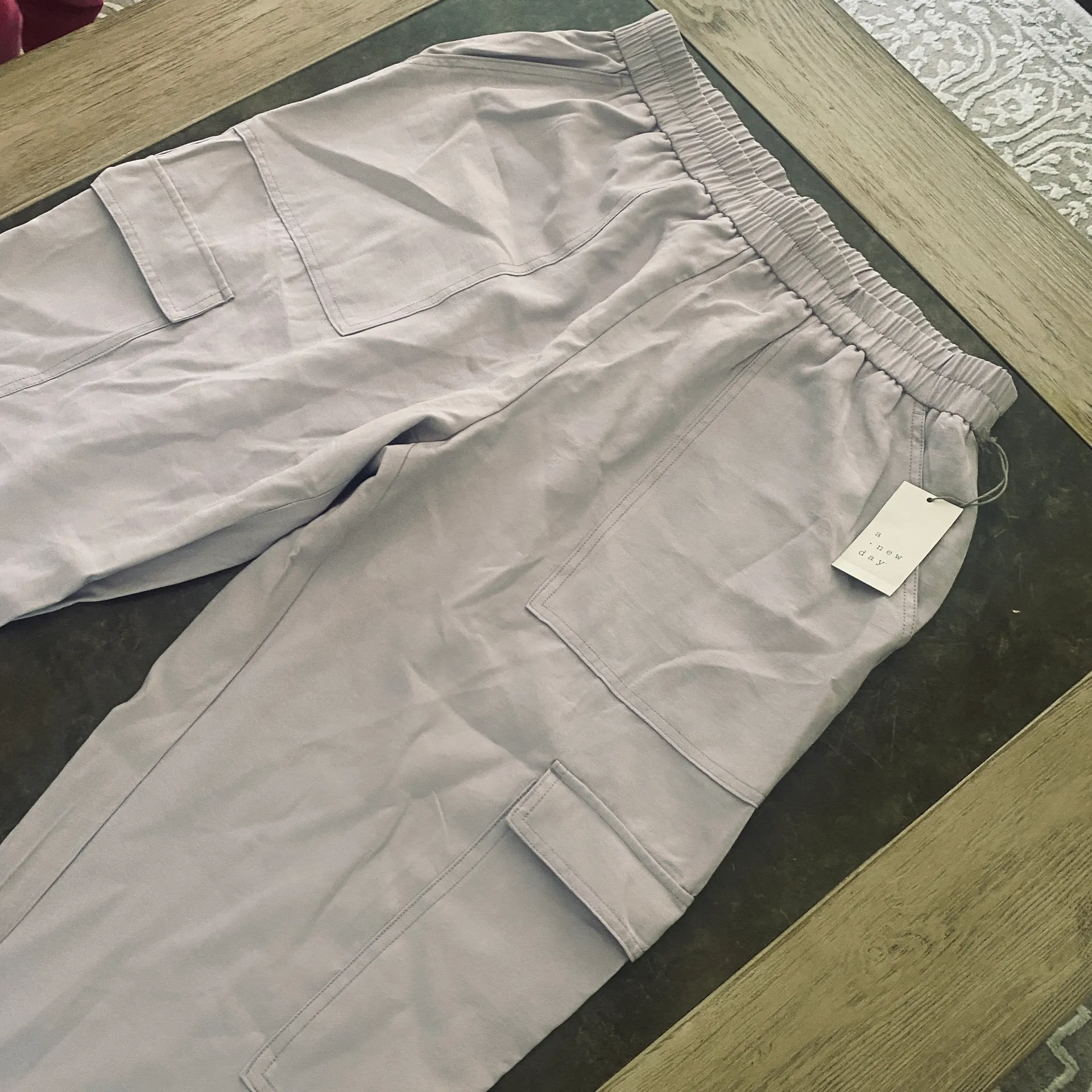 Women's High-Rise Ankle Cargo Pants - ™ Lavender - Image 5