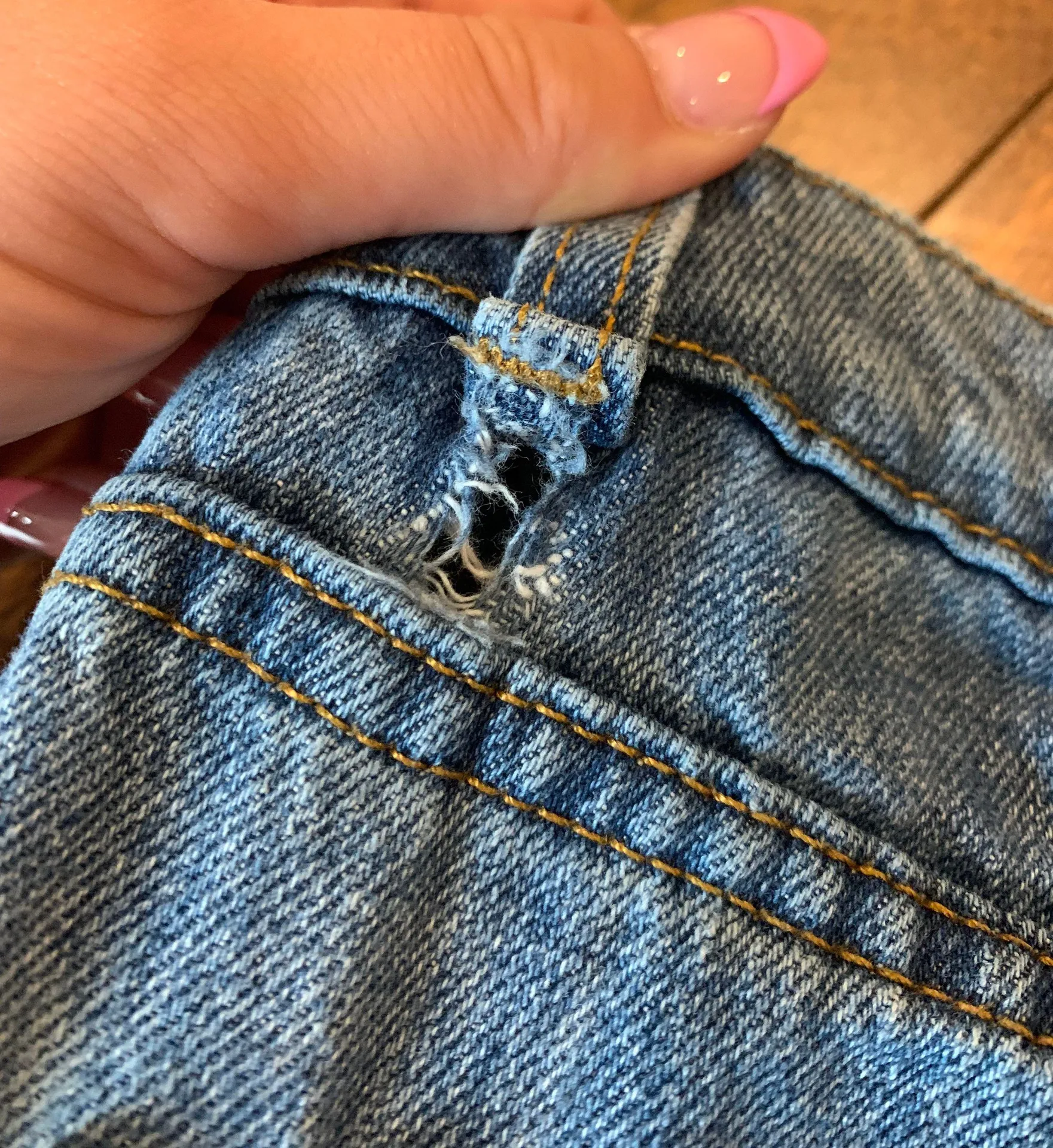 BDG Mom High Rise Jeans - Image 3