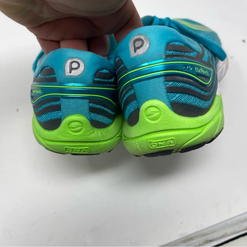Brooks Women's PureCadence 5 Running Size 9 - Image 4