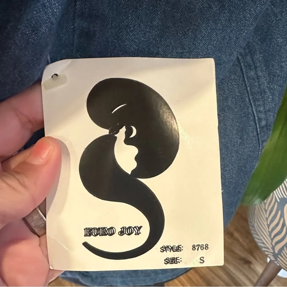 NWT Euro Joy vintage light weight jeans jacket with flower paint Sz S Blue - Image 5