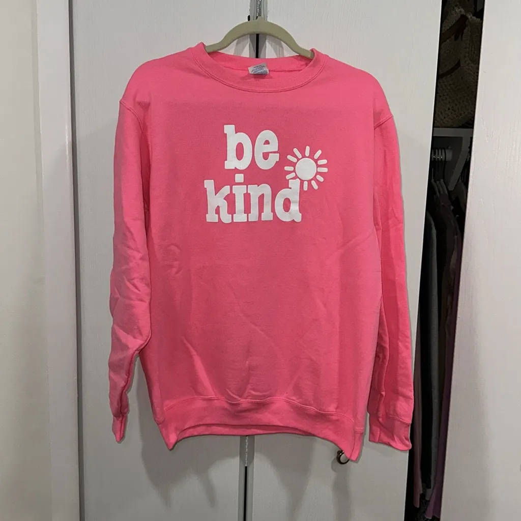 Be kind fleece sweater Size M - Image 2