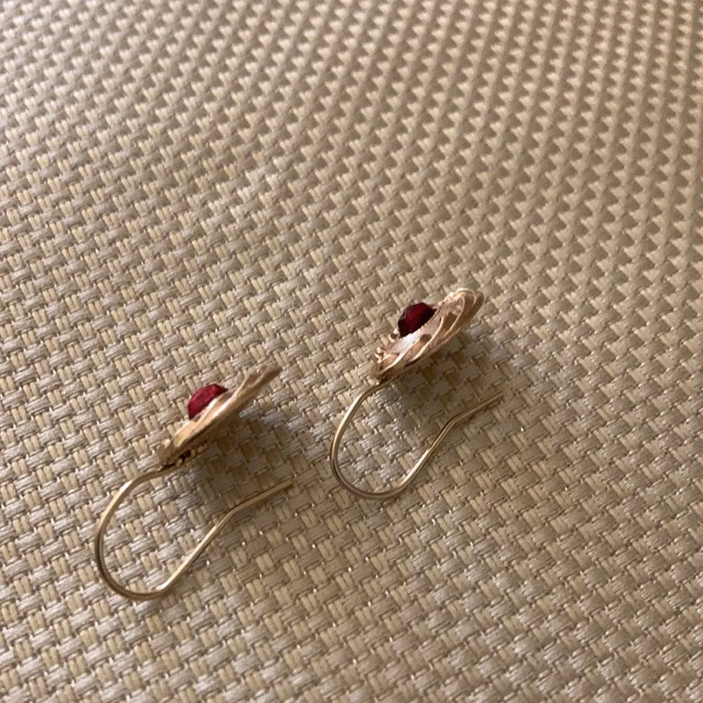 Gold filled, antique cuff link earrings - Image 12