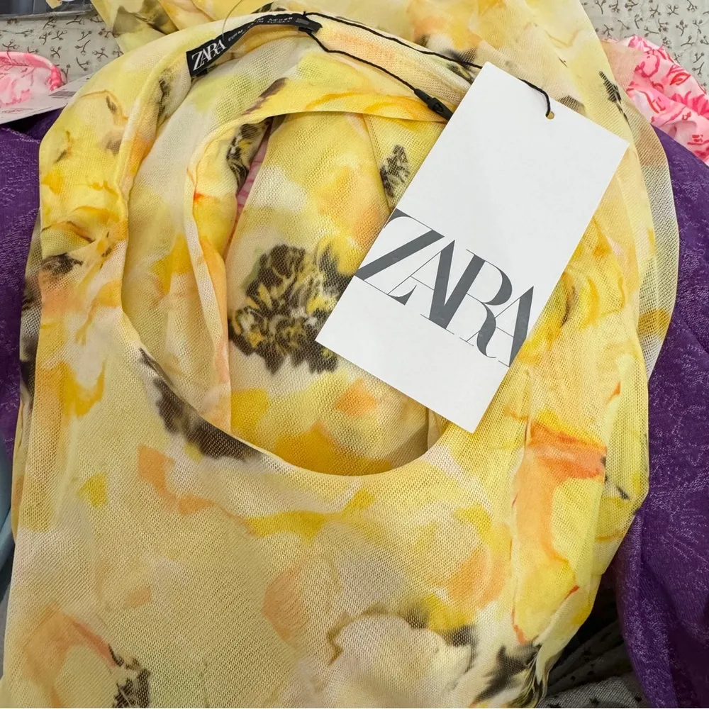 Zara yellow floral mesh criss cross back midi dress BLOGGERS FAVORITE!! NWT - Image 7