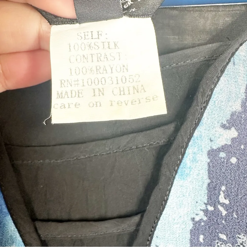 CITRON Silk Blouse Womens Large Handkerchief Hem Blue Flowy Long Sleeves - Image 7