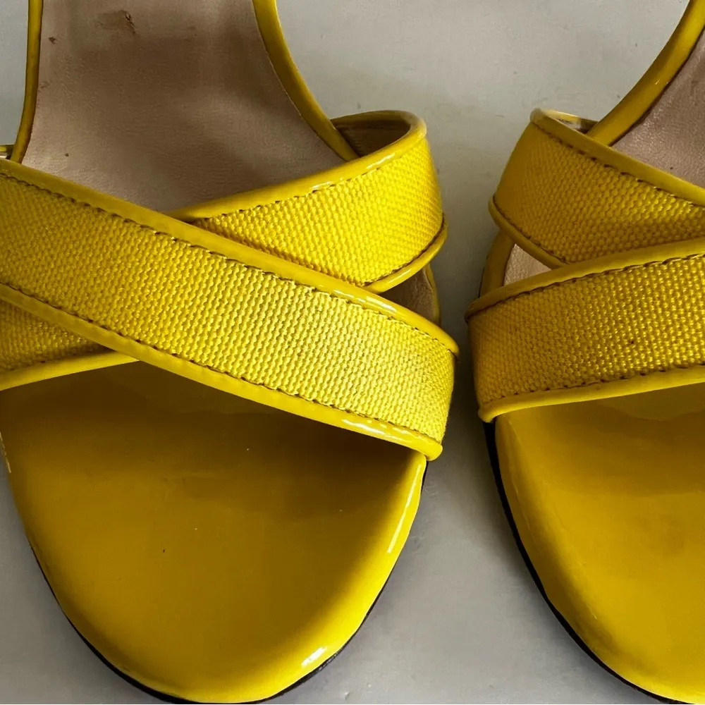 Yellow Patent Heels. Size 37(US 7) - Image 9