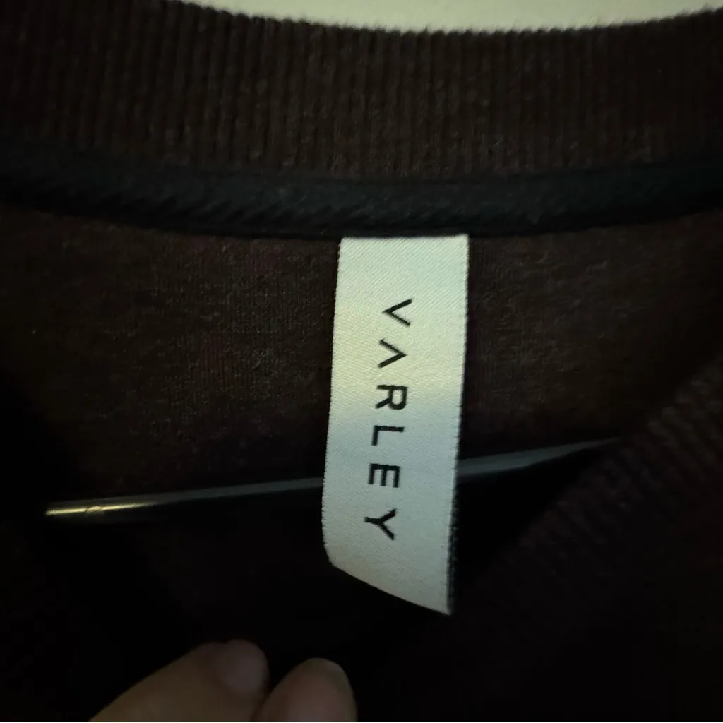 Varley Dark Brown Crewneck oversized Sweatshirt small - Image 3