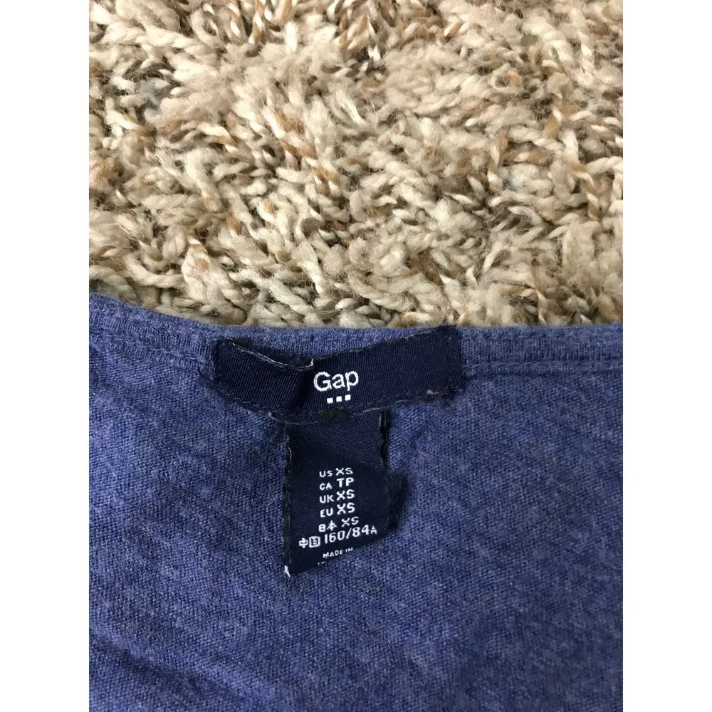 blue short sleeve t-shirt - Image 3