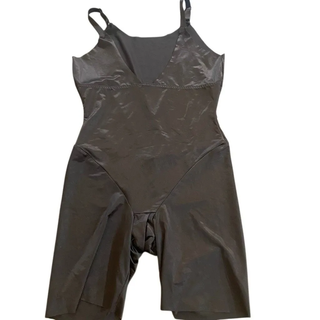 Maidenform, Shapeware black XL full length shorts adjustable - Image 4