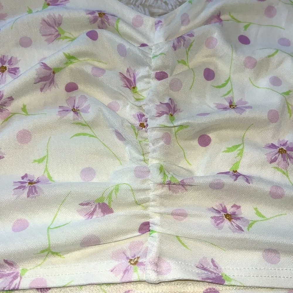 BP Cropped Tank Top Color Cream with Floral Print Size 1X NWT - Image 2