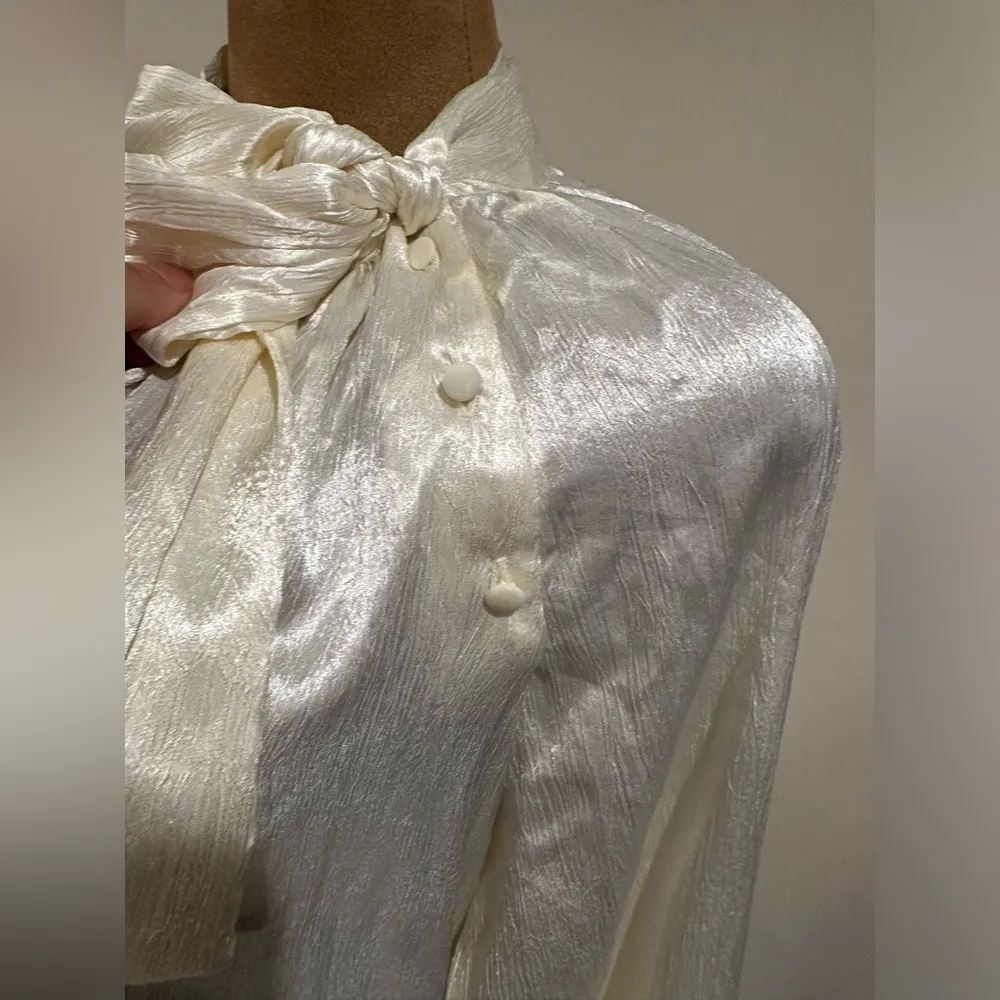 Pat Spratt Cream Satin Vintage High Neck Buttons Tie In Front.Wide Sleeves Sz 16 - Image 3