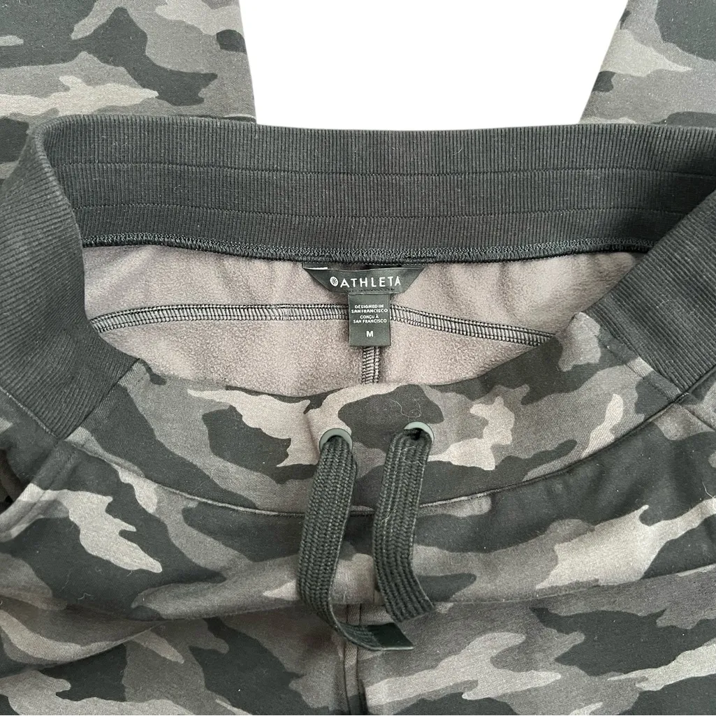 Athleta Triumph Jogger - Image 12