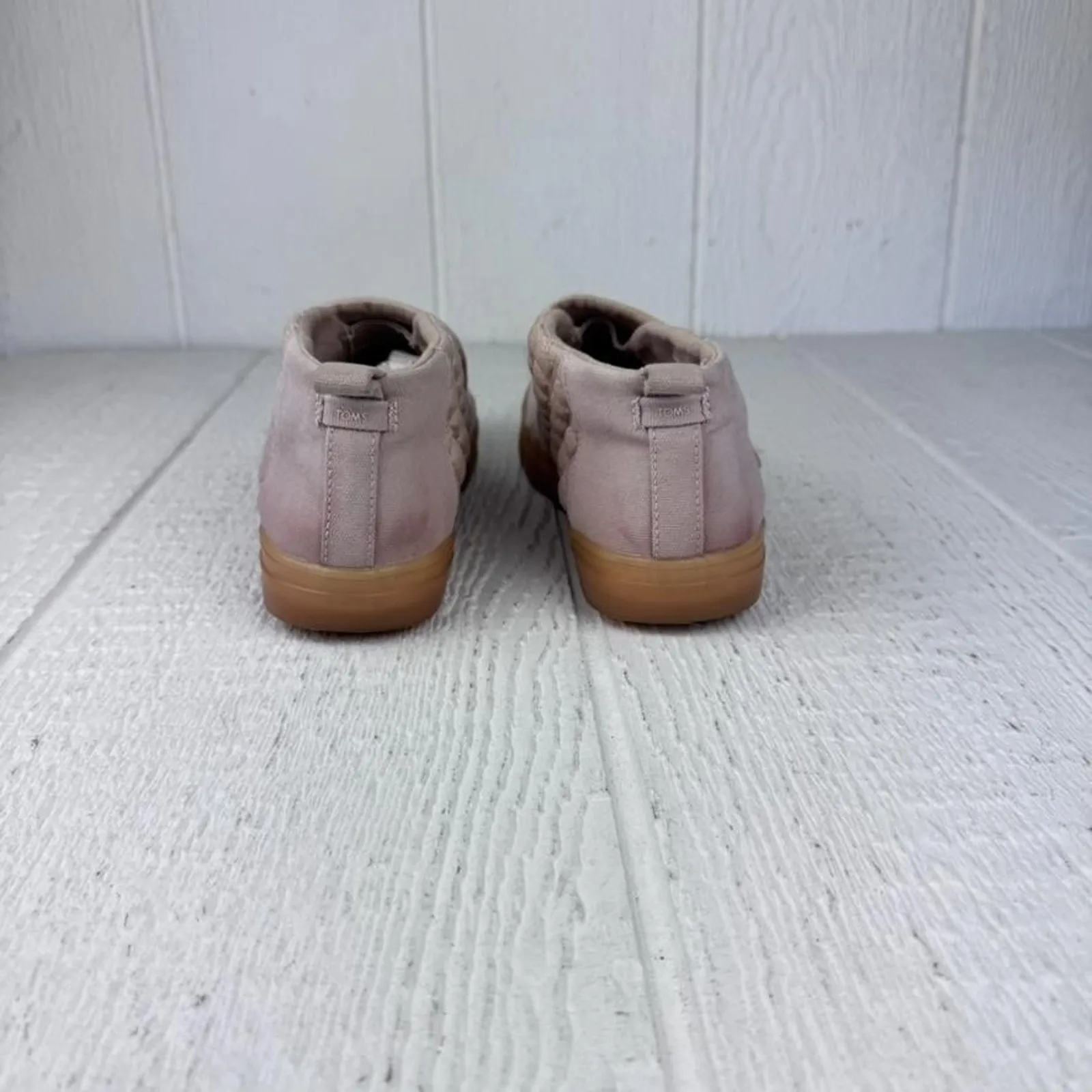 TOMS Slip On Sneakers Womens Size 8 Pink Quilted Ankle Shoes Gum Sole - Image 7